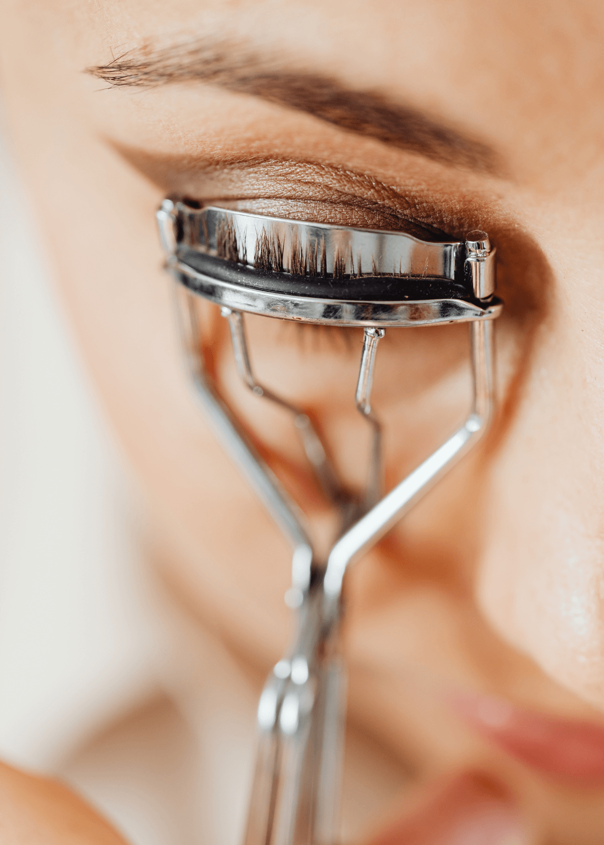 Best of the Best Eyelash Curlers Top 6