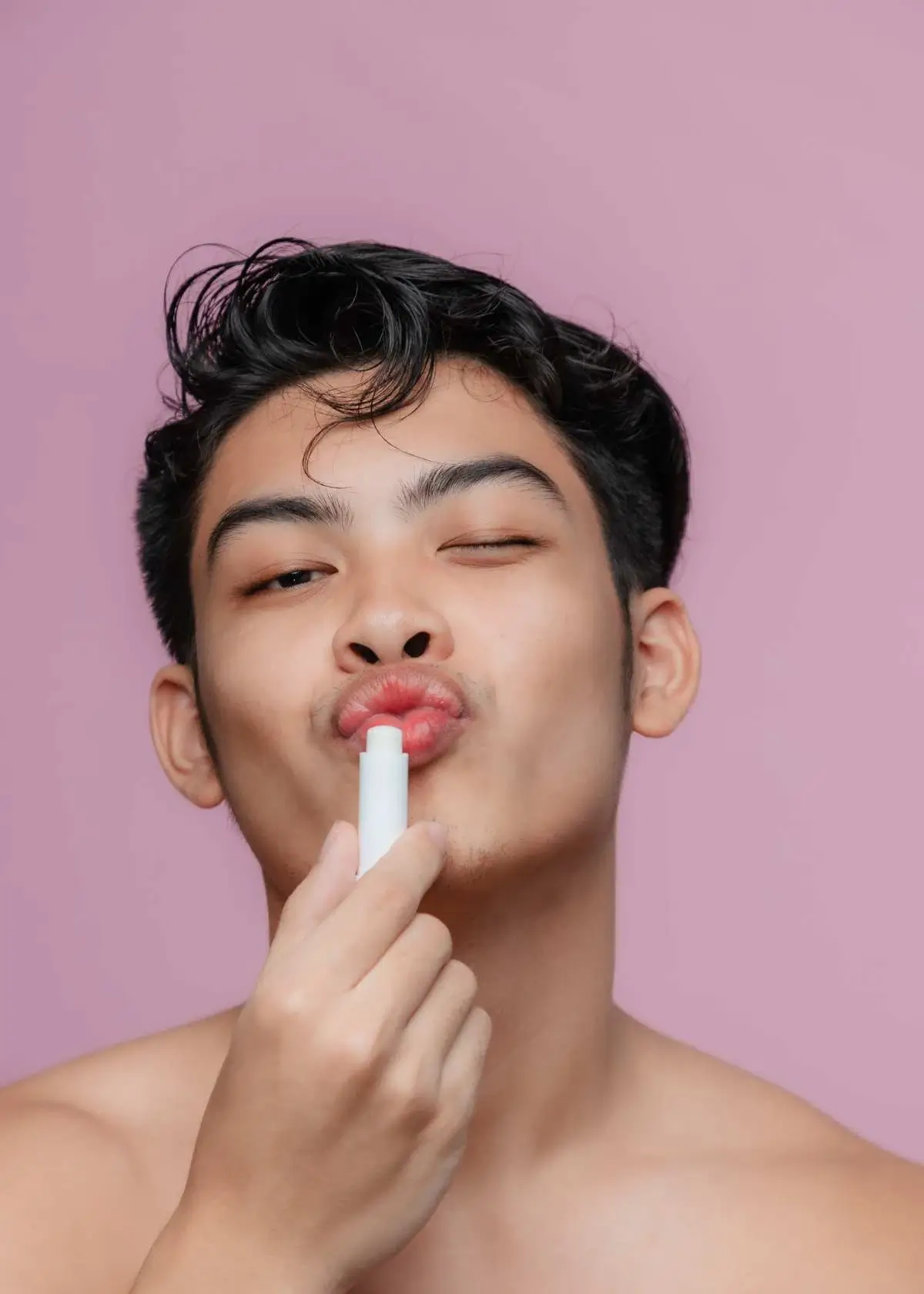 Buyers Guide For Best Lip Balm For Men Hydrated Lips 