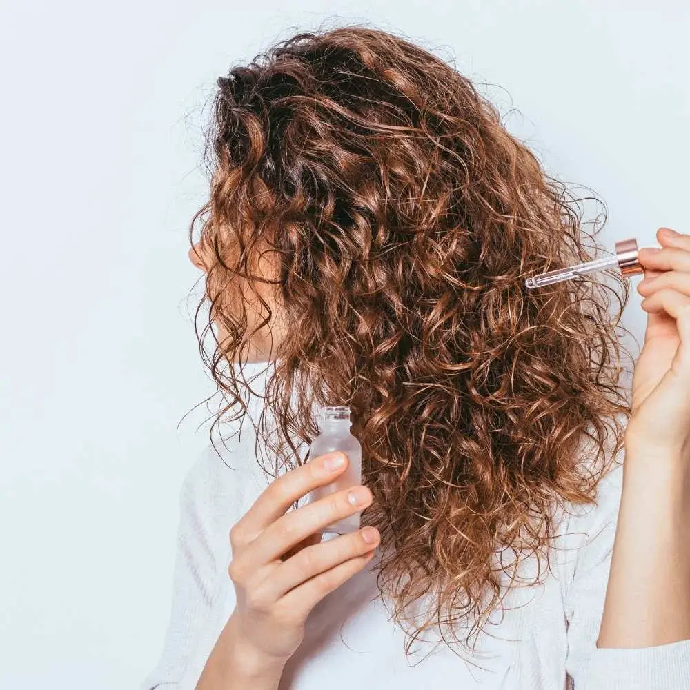 Best Oils for Curly Hair and How To Use Them