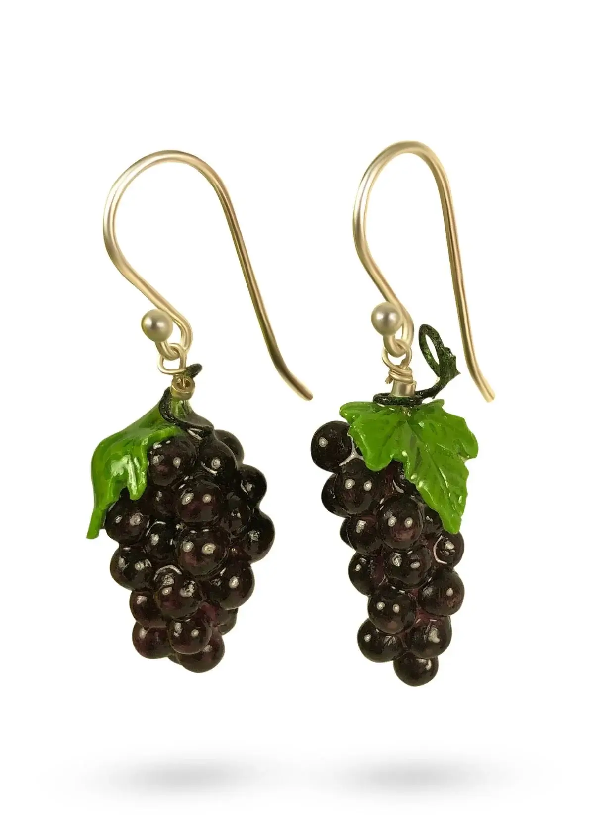How to choose the right grape earrings? 