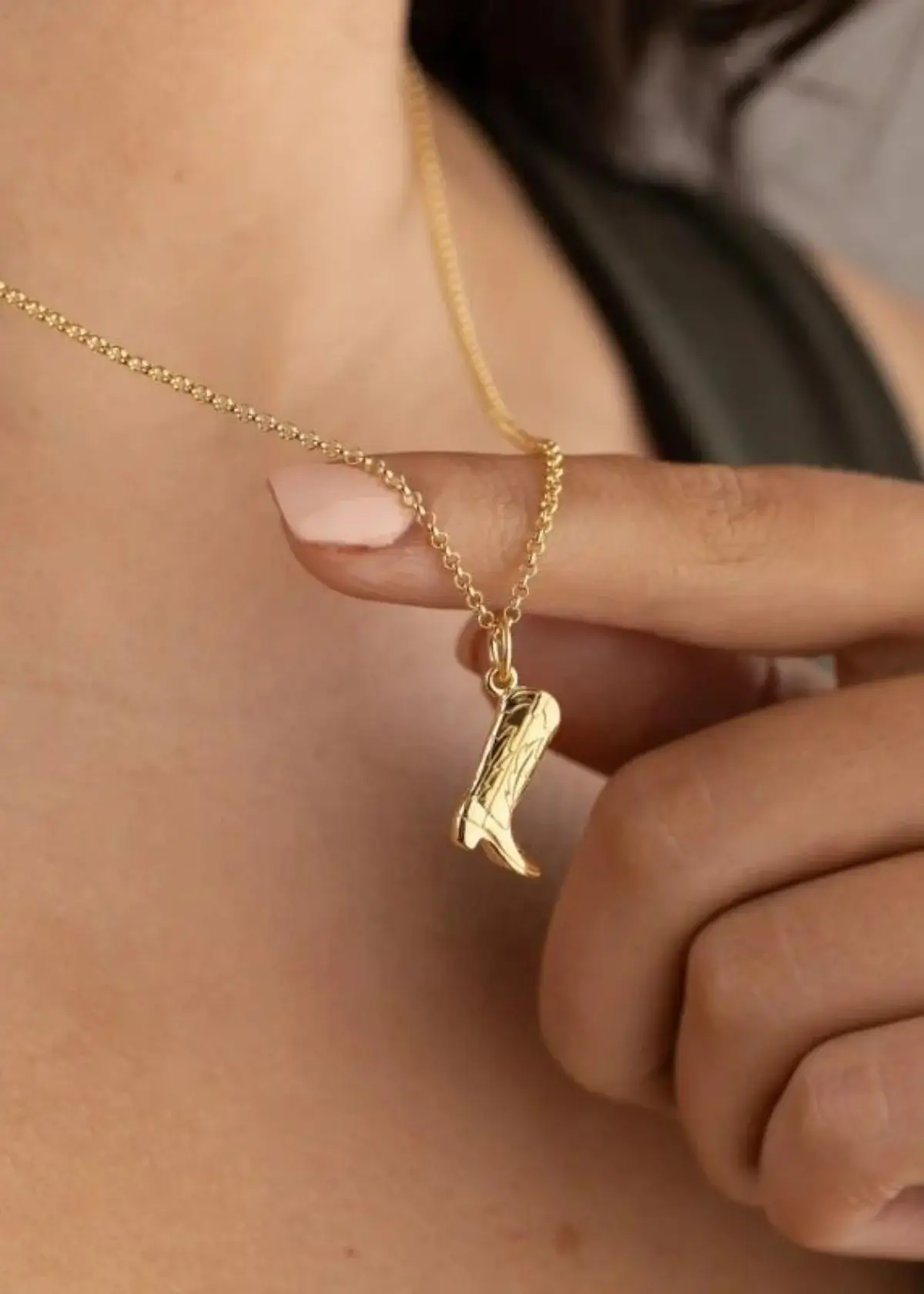 What is a Cowboy Boot Necklace?