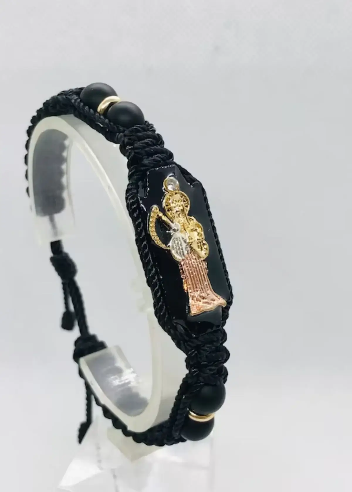 How to choose the right santa muerte bracelet?
