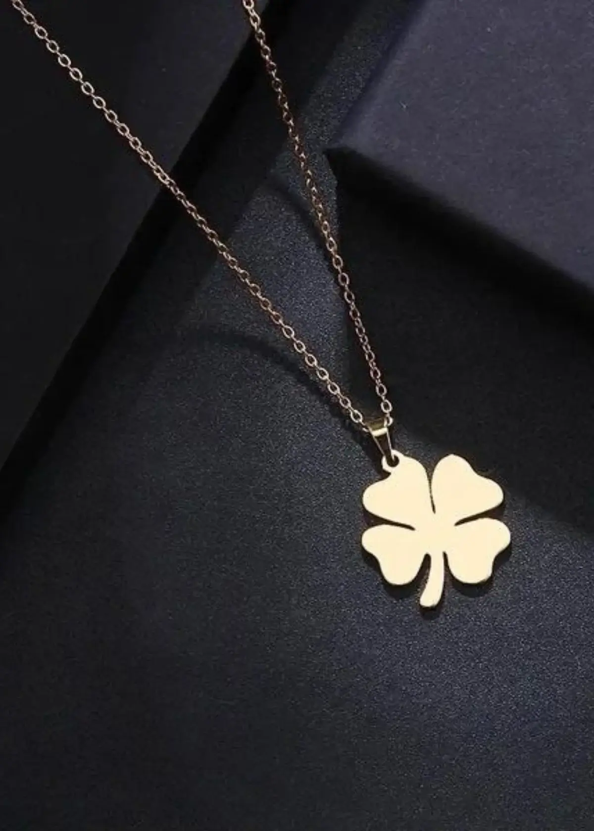 How to choose the right ​​clover necklace?