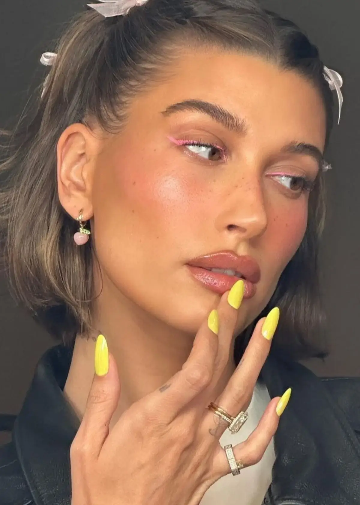 How to choose the right 2023 nail trend?