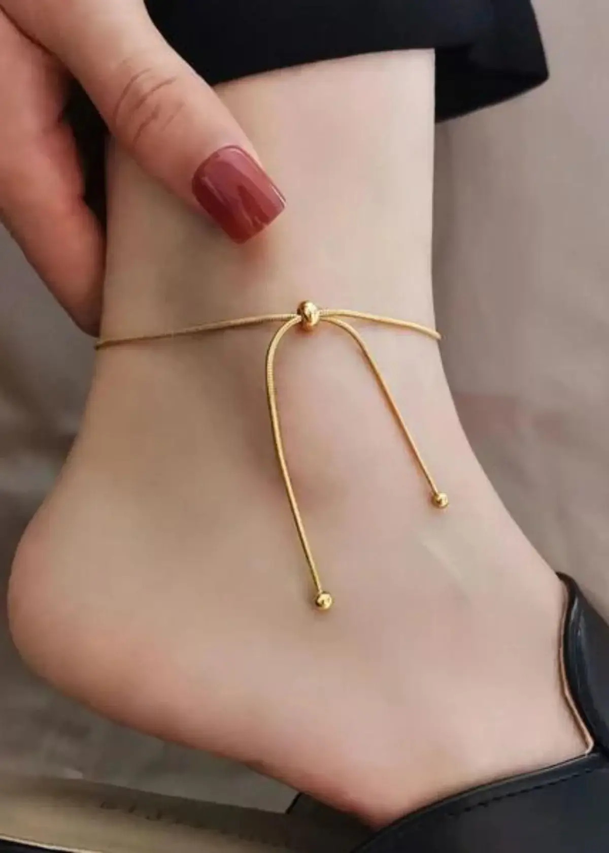How to choose the right gold ankle bracelet?