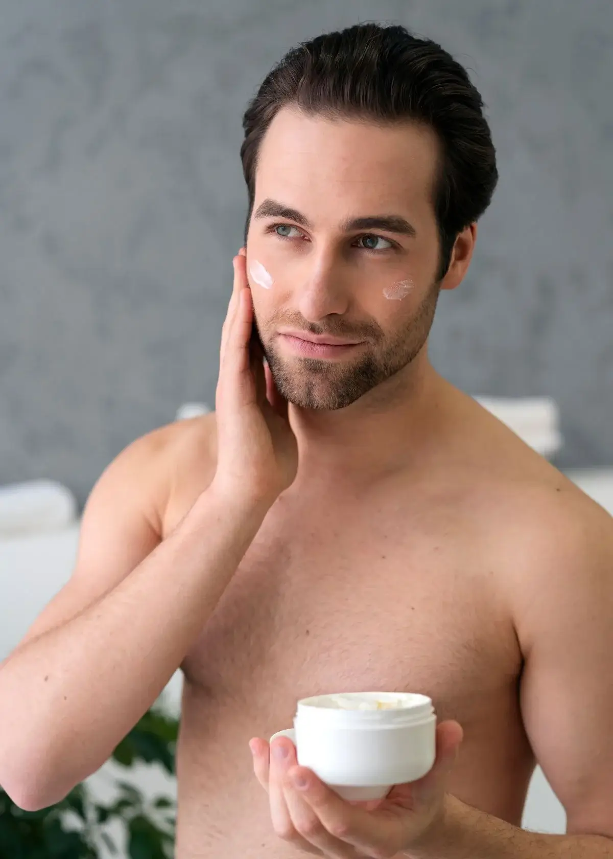 How does mens face sunscreen work?