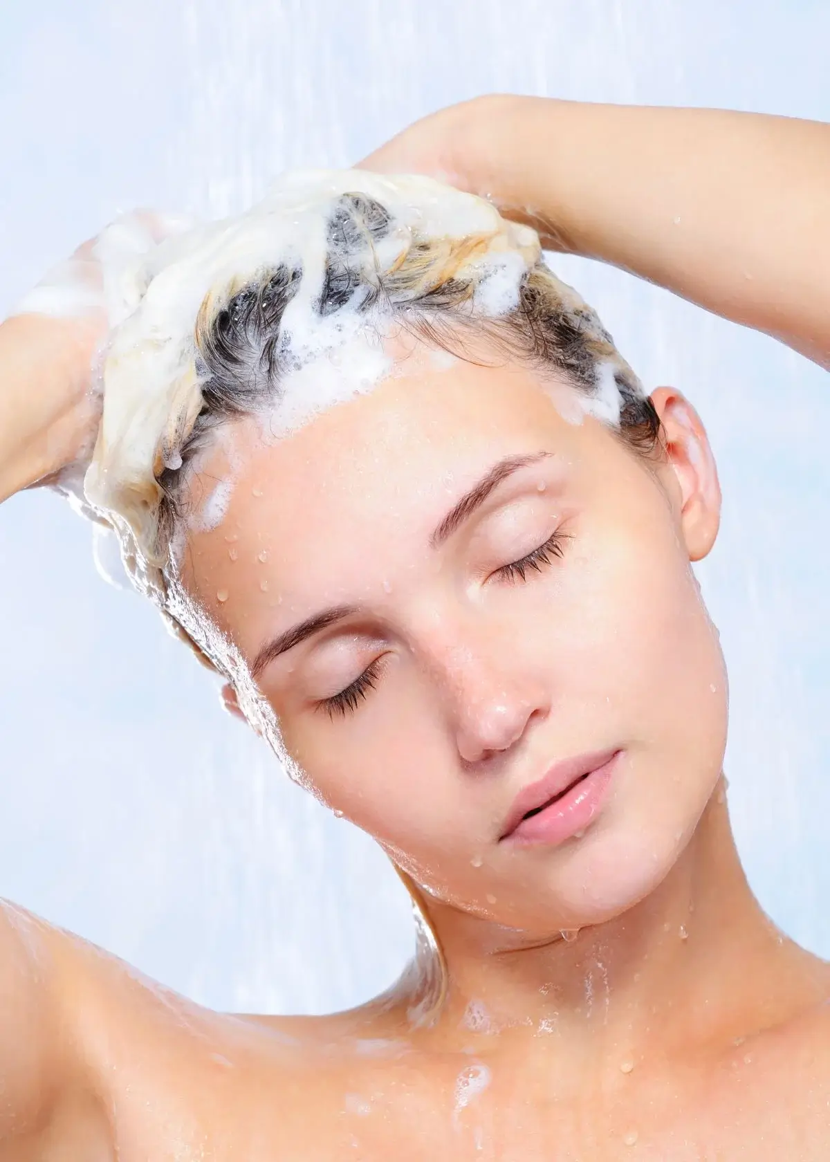 What are the benefits of water softener for hair care?