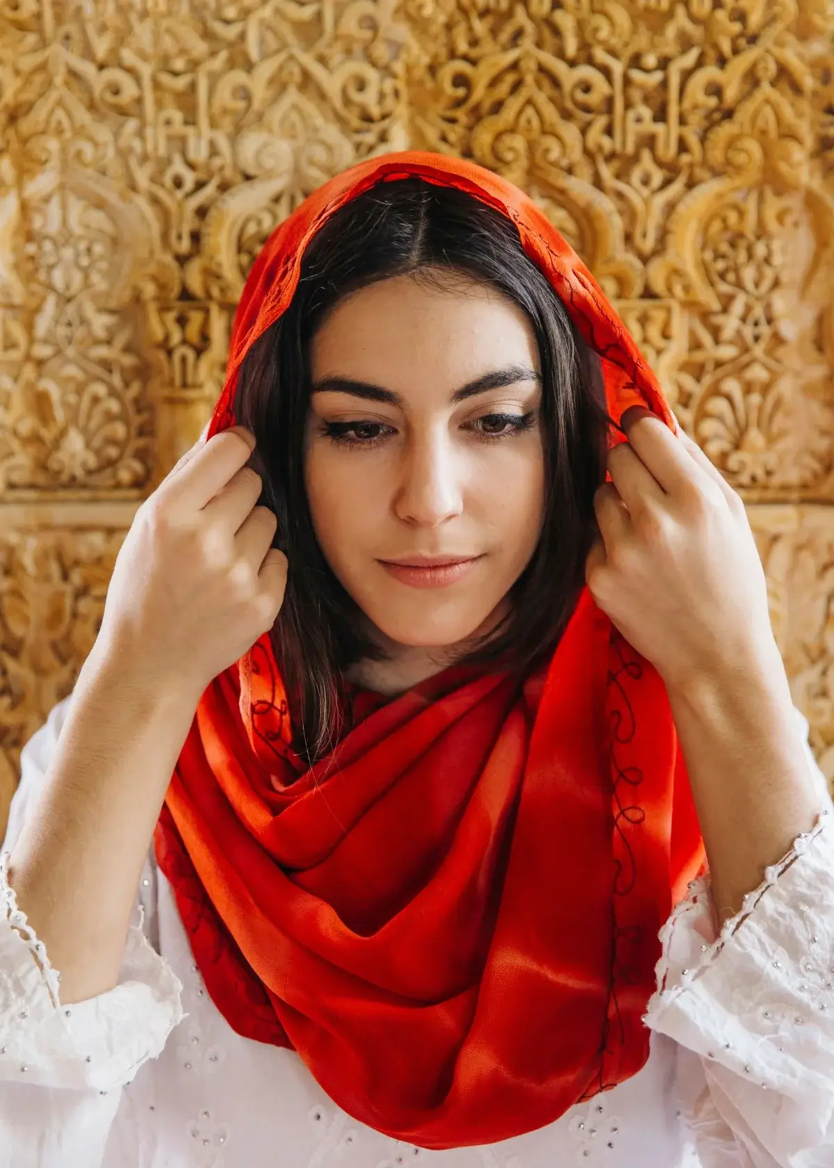 What types of silk are commonly used for scarves?