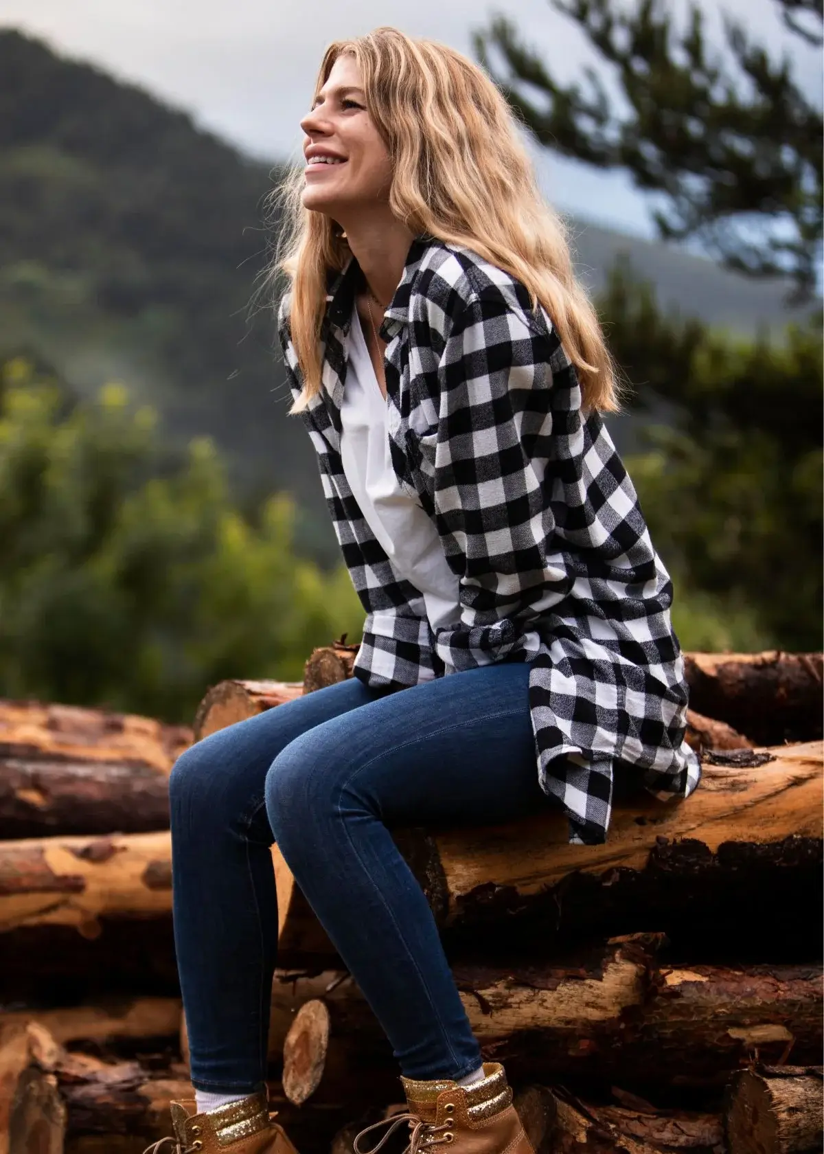 How to style a flannel jacket for a casual look?