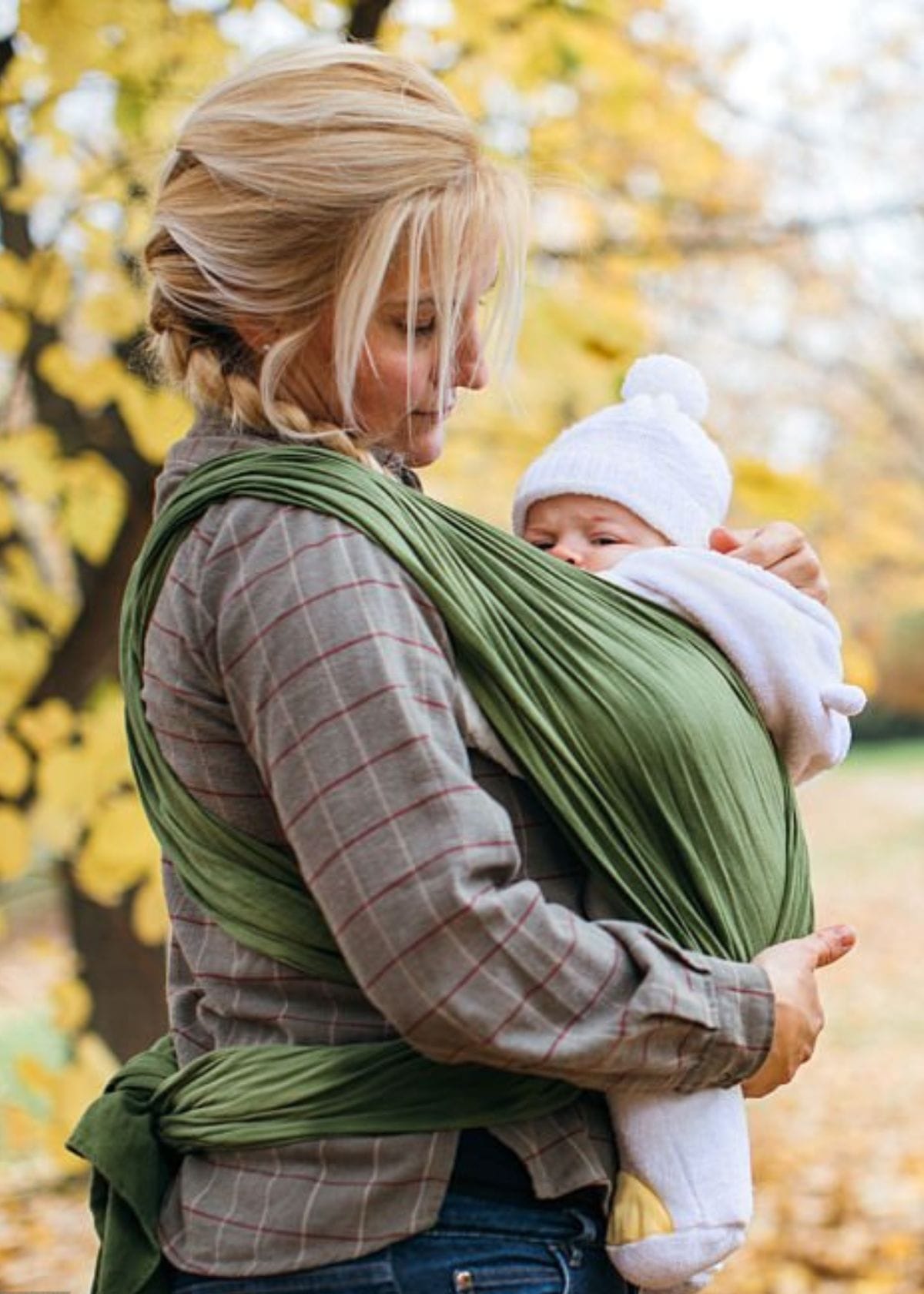 What are the features of a high-quality baby carrier wrap?