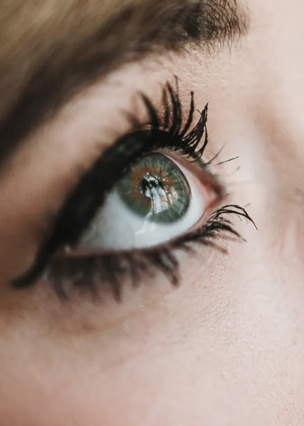 The Best Hypoallergenic Eyeliner: Everything You Need to Know