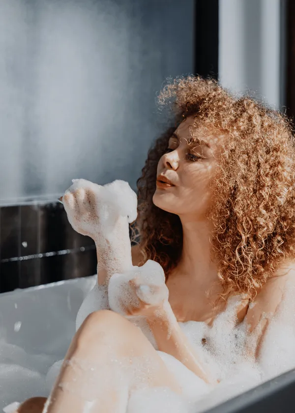 It’s Time to Get Clean! How to Use Body Wash for Dry Skin