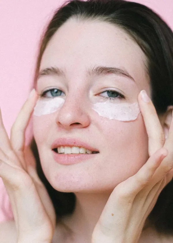 Eye-Glow! The Ultimate Buyer's Guide: Best Eye Cream for Sensitive Skin