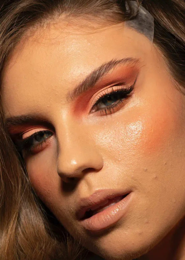 Best Drugstore Bronzer: A Comprehensive Buyer's Guide