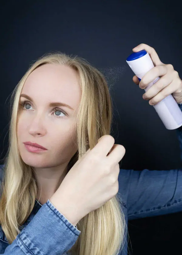 The Ultimate Guide to the Best Dry Shampoo for Blonde Hair