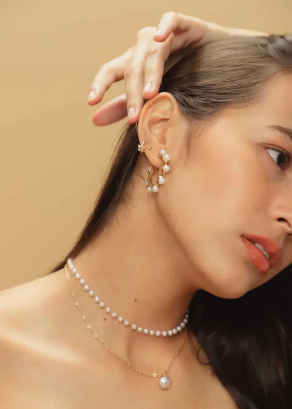 Splurge-Worthy Sparkle: Your Guide to Choosing the Perfect Half Chain Half Pearl Necklace