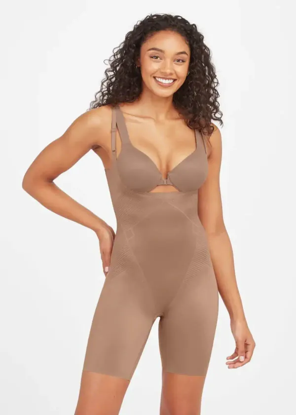 Want to Rock Your Outfit? Here's How to Choose the Perfect Body Shaper for Women!