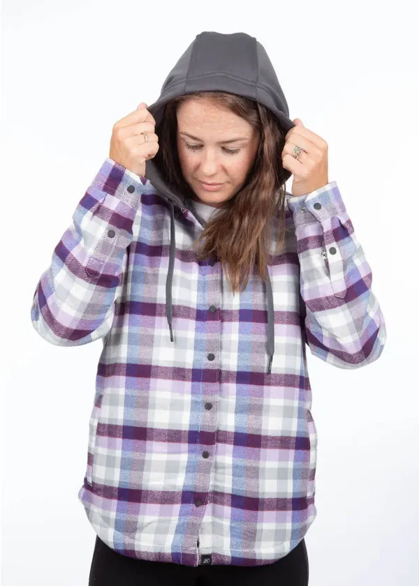 Wash & Wear Wisdom: Genius Hacks for Washing and Caring for Your Flannel Hoodie Jacket with Ease!