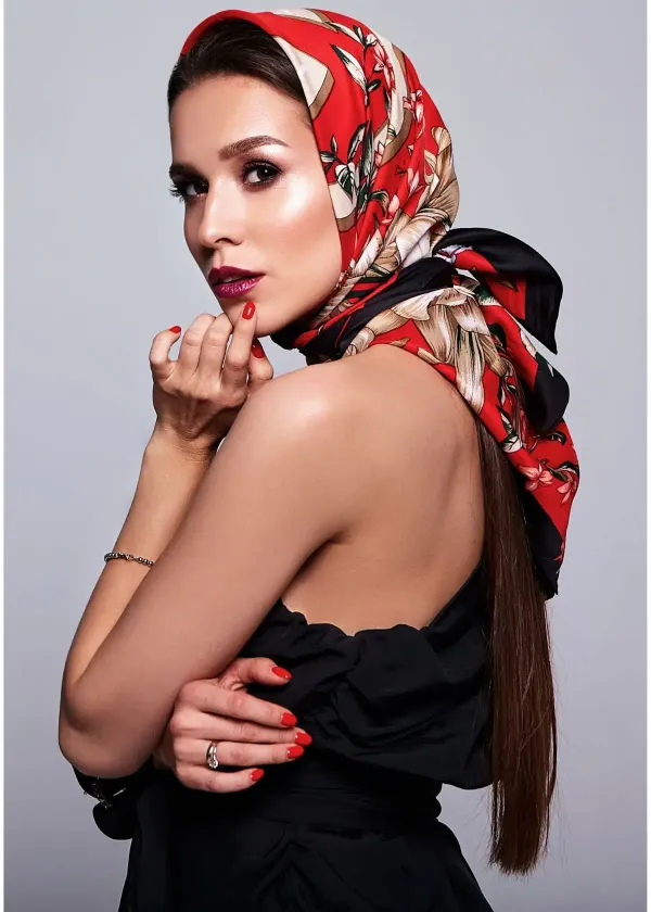 Head-Turning Style: Your Ultimate Guide to Choosing the Right Silk Head Scarf Like a Fashion Pro!