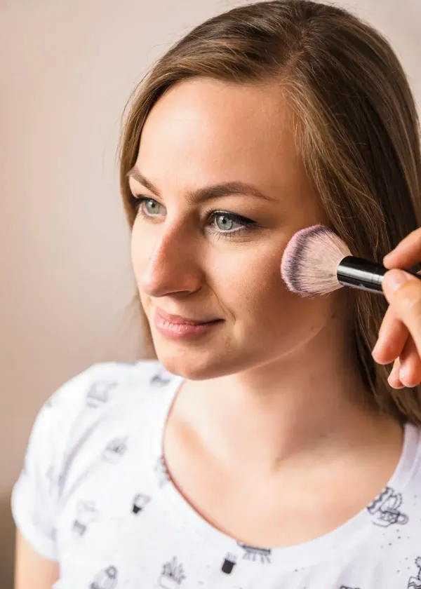 Smooth Skin Secrets: How to Achieve a Picture-Perfect Makeup Look on Textured Skin!